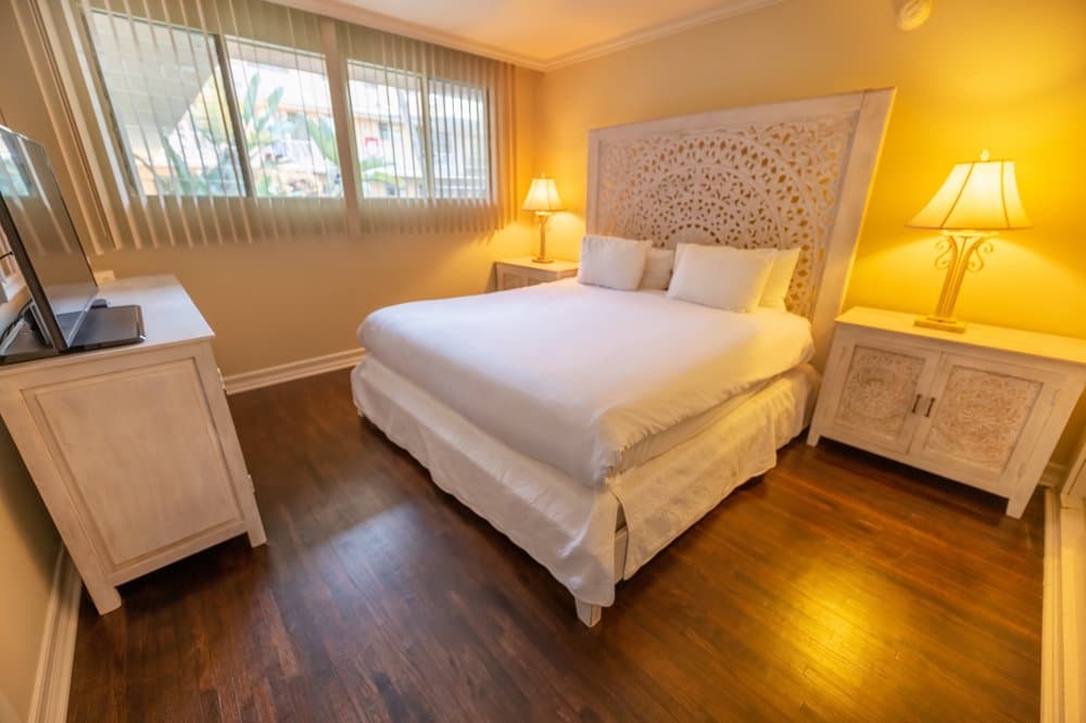 Cal Mar Hotel Suites — Photo 2